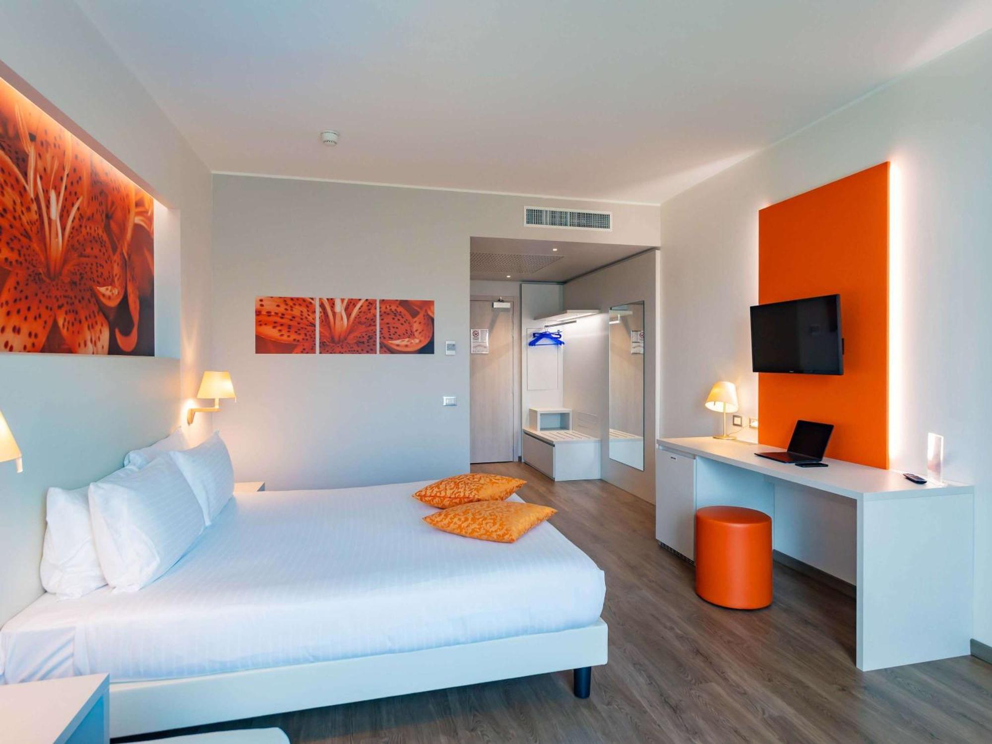 Ibis Styles Milano Est Settala Hotel Exterior photo