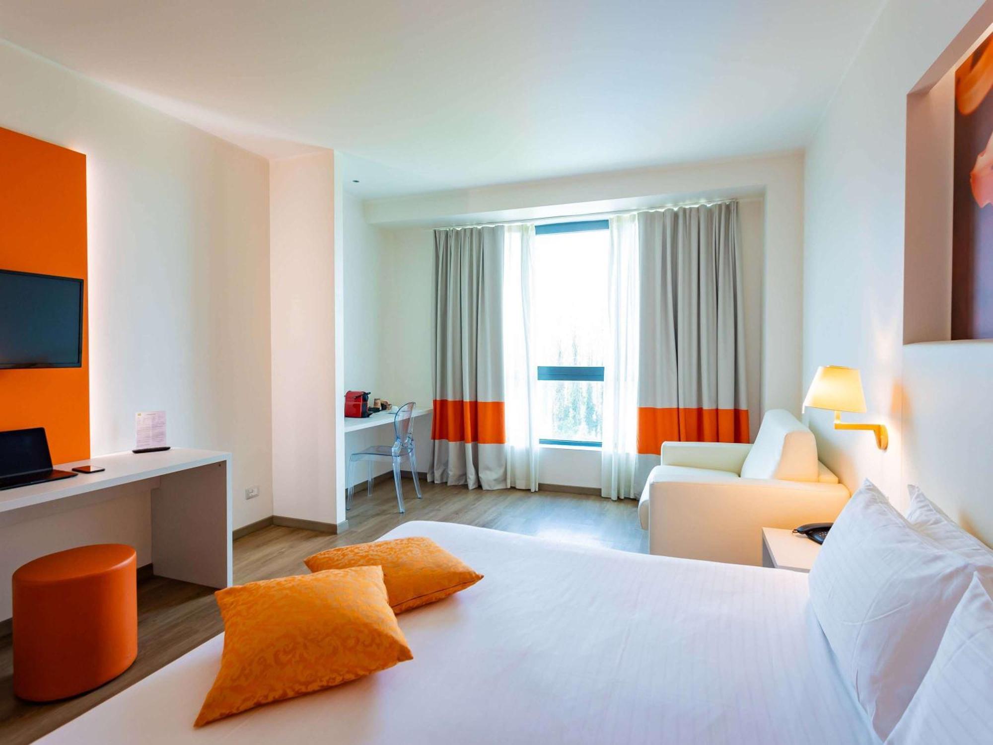 Ibis Styles Milano Est Settala Hotel Exterior photo